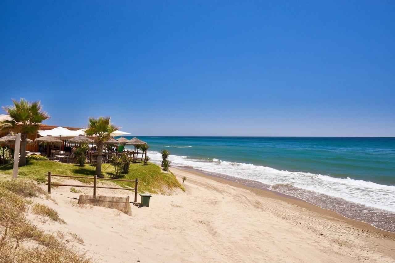 Oleholidays 225 Romana Playa Junto Al Mar Marbella Exterior photo