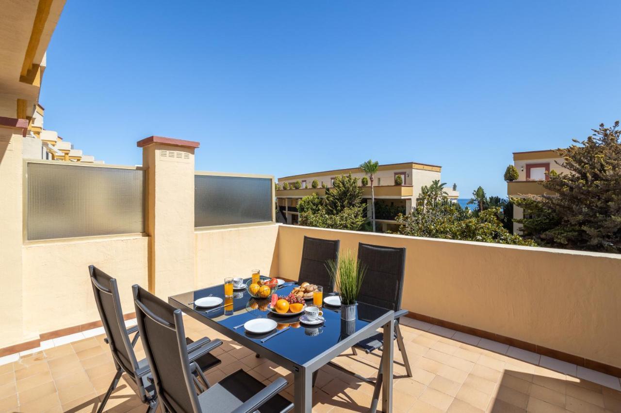 Oleholidays 225 Romana Playa Junto Al Mar Marbella Exterior photo
